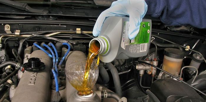 Nhân Văn Auto là địa chỉ thay nhớt ô tô đáng tin cậy